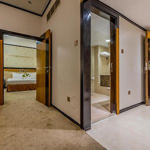 Suite executive